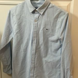 Like new condition Boys Vineyard Vine dress shirt.